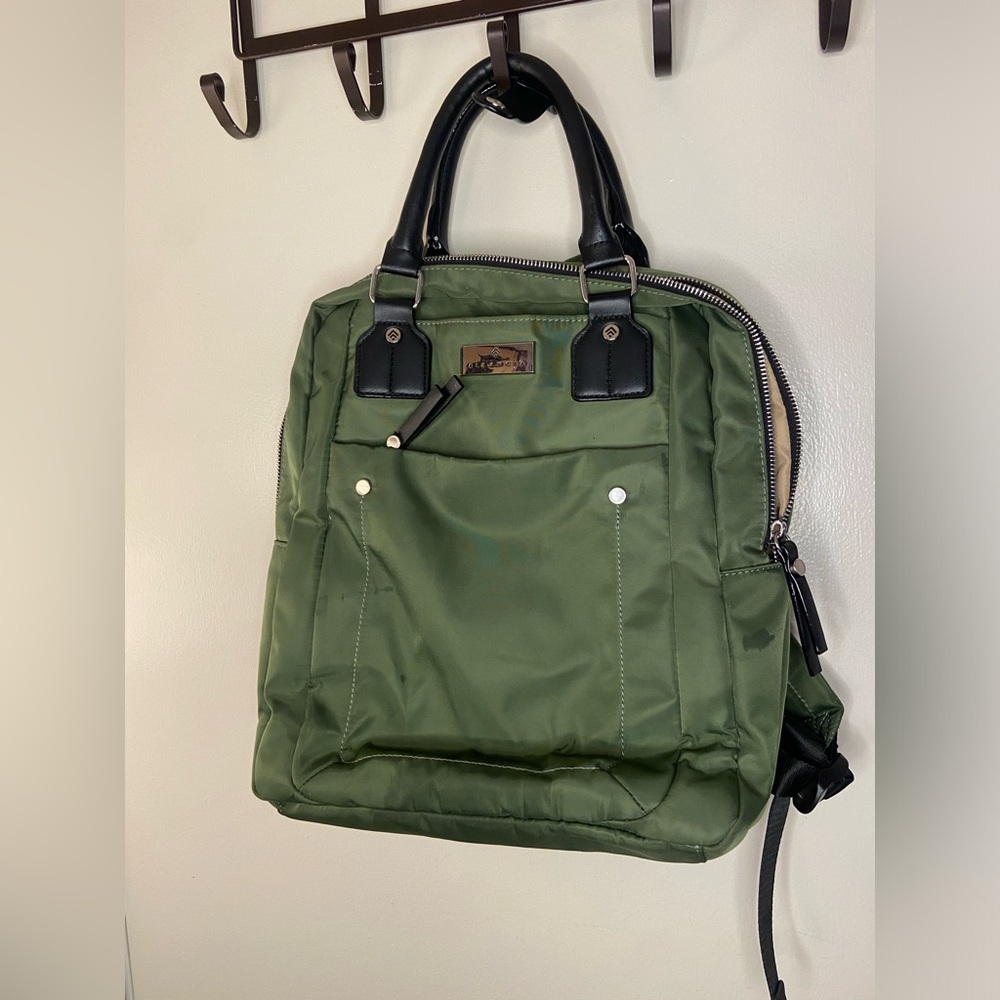 Allancia backpack